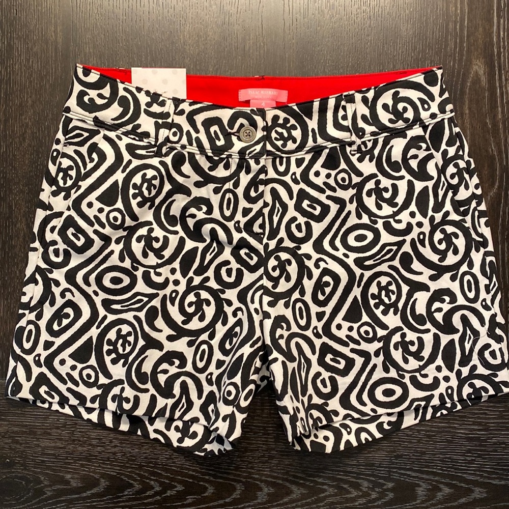 Brand New Isaac Mizrahi shorts